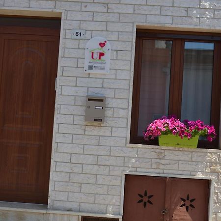 Up Bed & Breakfast Carosino Exterior photo